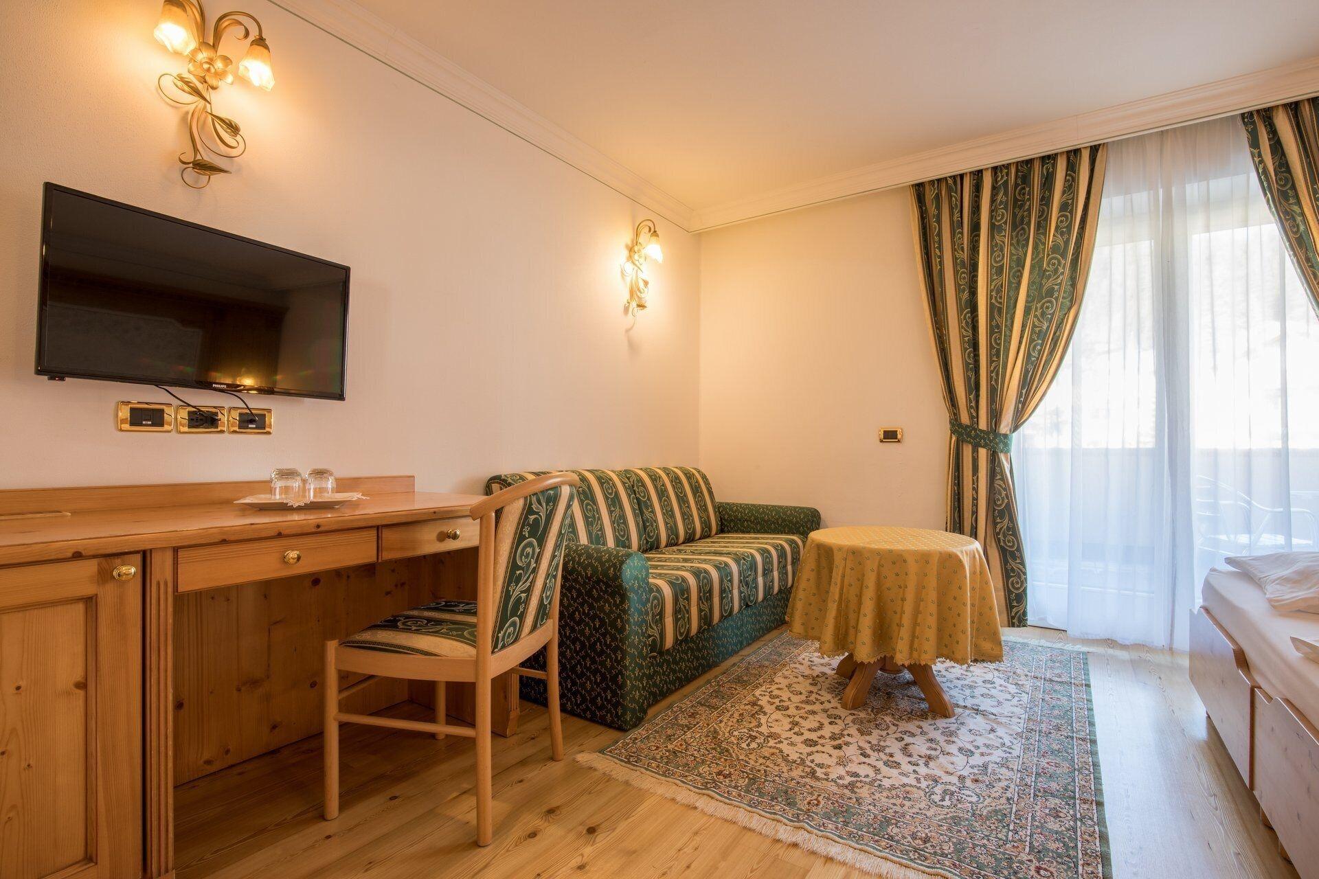 Hotel Chalet All'Imperatore Мадонна-ді-Кампільйо Екстер'єр фото